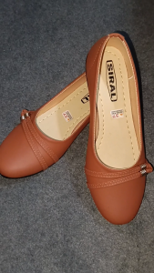 Flat Shoes Wanita Casual dan Formal– Sepatu Slip-On Elegan dan Nyaman untuk Segala Aktivitas