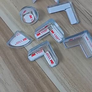 [HCM] Miếng Silicon Bọc Cạnh Bàn - Bịt Che Góc Nhọn Trong Suốt- Tránh Va Đập Cho Bé (Trái Tim/Mặt Cười/Đầu Tròn) GL314