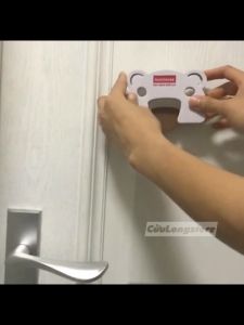 Xốp Chặn Cửa Bảo Vệ Ngón Tay cho bé vật nuôi chống va đập chèn cửa hình bán nguyệt móng ngựa đồ chặn khe cửa thông minh