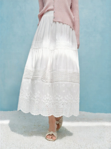 SUSHE | Elegant White Floral Embroidery A-Line Skirt