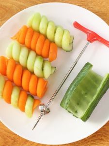 เครื่องมือทำสลัดสแตนเลส หมอนรองจาน รีดผักเกลียว เครื่องมือในครัว บิดเกลียว ที่รีดผักเกลียว ของใช้ในครัว ชุดจิ๋ว