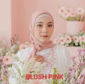 Kerudung Segi Empat Bella Premium Anti Letoy // Hijab Muslimah Terlaris