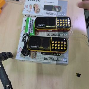 Máy nghe nhạc máy nghe kinh phật máy học tiếng Anh BKK B851 2 pin