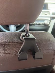 ใหม่ ตะขอ เกี่ยวเบาะหลังรถยนต์ อุปกรณ์เสริม สำหรับ 20 กิโลกรัม 2pcs