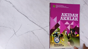 Buku Siswa Akidah Akhlak Kelas 9 MTs KEMENAG KMA 183