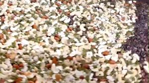 Thanh gạo Lứt TÍM THAN hạt dinh dưỡng không đường bánh ngũ cốc thuần chay granola ăn kiêng ăn chay giảm cân eat clean keto healthy tốt cho sức khoẻ người bệnh tiểu đường Lucas Farm hạt dinh dưỡng gồm gạo lứt tím than hạnh nhân nhân bí xanh hạt điều