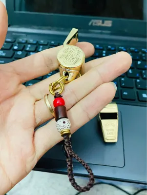 Còi đồng hiệu lệnh cao cấp tiếng lớn phù hợp sử dụng ngoài trời du lịch dã ngoại còi có thế dùng cho các môn thể thao bóng đá bóng chuyền...
