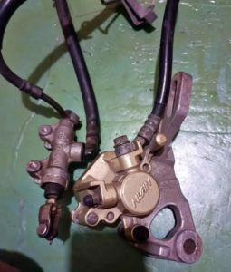 cakram belakang Yamaha Vixion New & Jupiter MX R15 barang masih bgus normal standar