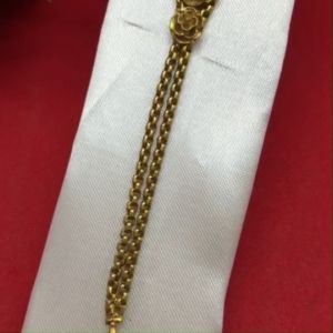 สร้อยข้อมืองานดิบทองเหลืองลายผ่าหวายคั่นดอกไม้ ความยาว 7 นิ้ว งานดิบไม่ได้ชุบ ทองเหลืองโบราณ ใส่ได้ทุกโอกาส พร้อมส่ง