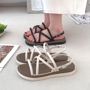 พร้อมส่งจากไทย【2993】รองเท้าแตะพื้นยางสไตล์เกาหลีแต่สายคาดไขว้แบบตะข้อรัดส้นพื้นหนาน่ารัก