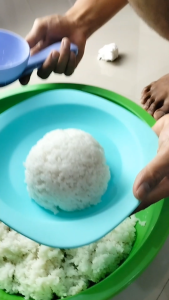 Grosir Cetakan Nasi Padang Bulat Setengah Lingkaran Plastik / Takaran Nasi Uduk Centong Nasi Bulat