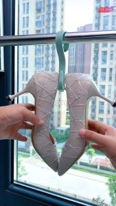 Gantungan 4 Kait Putar Sepatu Tas Pakaian Hook Hanger Serbaguna