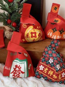 กระเป๋าถือผ้าปักสีแดงขนาดใหญ่สำหรับเดินทาง กระเป๋าถือแบบสะพายไหล่ข้างเดียวสำหรับทุกโอกาส กระเป๋าถือแบบอเนกประสงค์สำหรับทุกโอกาส