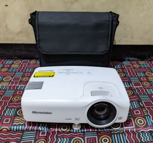 Microvision MW400 DLP Proyektor 4000 Lumens WXGA