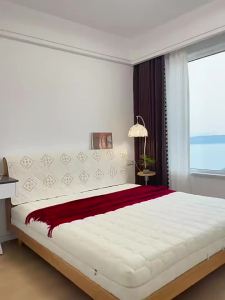 Yem | Anti-Slip Dust-Proof Washed Cotton Bedhead Cover