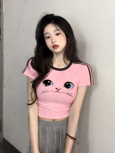 เสื้อยืดแขนสั้นทรงสลิมฟิตสีชมพูสำหรับผู้หญิงในช่วงฤดูร้อน ทรงหวานและเผ็ดร้อน เสื้อผ้าทำงานสไตล์เกาหลี ทรงเข้ารูป แขนสั้น คอกลม