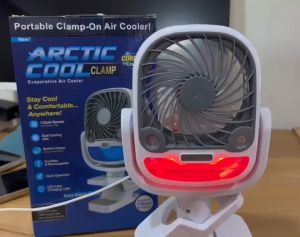 พัดลมระบายความร้อน 3 ความเร็ว เงียบ หมุนได้ 360 องศา สุดยอดความเย็นแบบพกพา ใช้ได้กับหลายสถานการณ์ พัดลมขนาดเล็ก