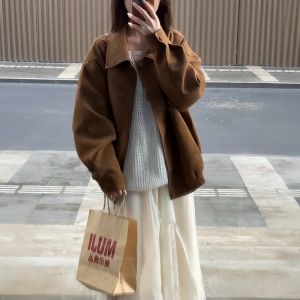 แจ็คเก็ตหนังนิ่มสีน้ำตาล ทรงสั้น สไตล์มอเตอร์ไซค์ ทรงหลวม สำหรับผู้หญิง เสื้อโค้ทด้านบนฤดูใบไม้ผลิและฤดูใบไม้ร่วง