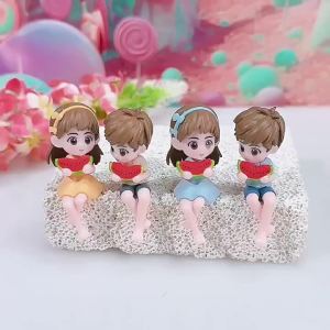 Boy and Girl Watermelon-Eating Mini Couple Statues Decor Ornaments for Cars and Gardens