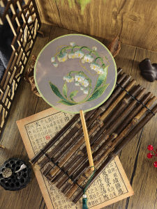 Double-Sided Embroidered Fan Traditional Chinese Hanfu Style round Fan Childrens Fan Ancient Chinese Artisan Craft Silk Material