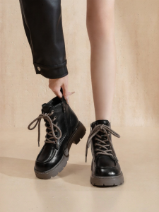 Josiny | Thick Heel Black British Style Ankle Boots
