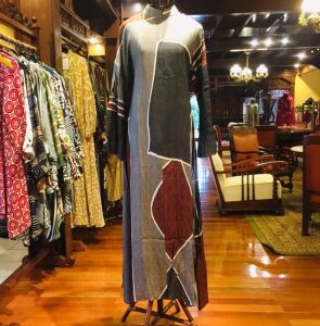Lexi Dress Viscos by Dian Pelangi LIMITED EDITION Busana Muslim Baju Maxi Gamis Abaya Kaftan Gaun Outfit Pesta Kondangan Pernikahan Casual Formal Wanita Hijaber Cantik Anggun Modis Modern Elegan Mewah Model Korea Terbaru Motif Batik Abstrak Kekinian