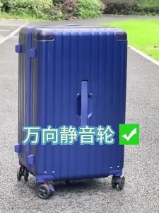 Lee | Shock Absorption Sturdy Durable Large Capacity Luggage