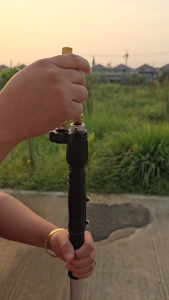 ด้ามพ่นยา DENA ของแท้ ด้ามต่อไม้ ที่จับกระชับมือ แข็งแรงทนทาน มีตราปั๊ม DENA