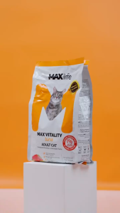 Makanan Kucing Maxlife Cat  Food 1kg Dry Food Premium
