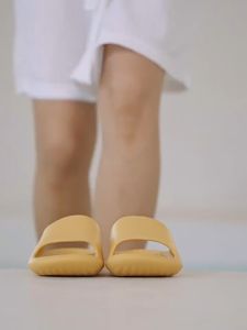 LIMITLESS Sandal Cewek Selop Eva Empuk Sendal Perempuan Anti Slip Tahan Air