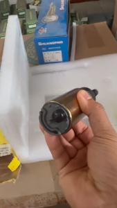 Bơm xăng tõm vinasuki 5 tạ 8 tạ bơm xăng cao cấp