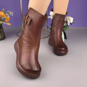 Womens Mid-Calf Martin Boots Comfortable Soft Bottom Thickened Leather Wool Integrated Snow Boots Winter New Style Mom Shoes
