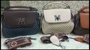 Tas Wanita Berbagai Model: Tas Selempang Wanita Import & Tas Jinjing Wanita Top Handle