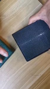 Classic Polished Stingray Bi-Fold Wallet