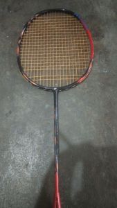 raket badminton astrox 77 pro