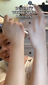 【COD】UHC Lotion Pemutih Badan Instan Brightening Body Lotion Cream Body Cream Bleaching Badan Glowing Mencerahkan Memperbaiki Kulit Gelap Menghilangkan Melanin Melembabkan Menutrisi Kulit 100g