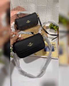 เสริมหน้าสด ราคาเหมือน สำหรับผู้หญิงสะพายข้างใบ กระเป๋าน่ารัก ขนาด 7 นิ้ว สำหรับผู้หญิงมีสายสะพาย ถือได้