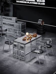 Industrial Style Bar Seating Combination Iron Art Table And Chair Sets for Tea Shop Restaurant And BBQ Green Design Customizable