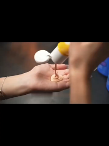 【Stock available now】Selsun Blue Deep Cleansing Anti Dandruff Shampoo 200ml.Remove dandruff anti-itching soothing and repairing Silicone-free. Control hair loss and improve dry and frizzy hair quality