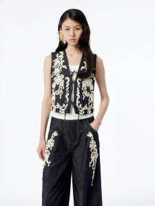 XIAOLI | Elegant High-end Vest Cardigan with Shell Embroidery