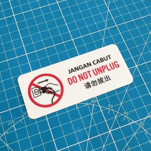 Do Not Unplug. Dont Unplug. Sticker Sign Signage Notice Label. No Unplugging Socket Plug. No Unplugging
