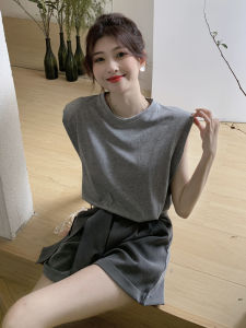 เสื้อยืดแขนกุดสีเทาสไตล์ย้อนยุคสไตล์อเมริกันสำหรับผู้หญิงในช่วงฤดูร้อน เสื้อยืดทรงหลวมๆ สไตล์เกาหลีแบบลำลอง