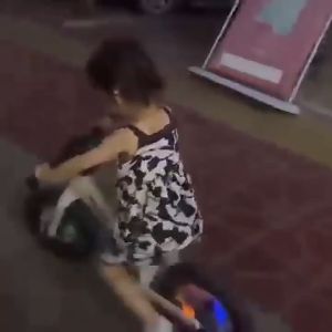 Factory Cheap🌏Colorful LED Tyre Wheel Light Lamp Bicycle Cycling Bright Flashing Lamp Decor L