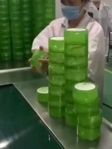 Aloe Vera Gel untuk Wajah: Manfaat & Cara Menggunakan
