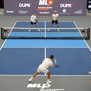 MY [Ready Stock]Pickleball Paddles Carbon Fiber and Graphite Face Non-Slip Grip USAPA Approved Lightweight Graphite