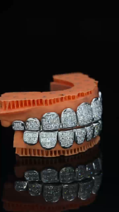 Hip hop grills S925 10k 14k 18k fashion grill body jewelry teeth accessories Hip hop braces Pure custom teeth braces Tooth accessories嘻哈牙套纯定制 牙齿 牙套 牙齿饰品