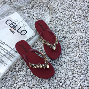 Trendy Flat Bottomed Womens Sandals Summer Outdoor Wear 2025 New Style Rhinestone Versatile Soft Bottom Anti-Slip Beach Slippers