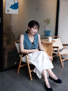 Casual Korean Style Womens Denim Vest Jacket Loose Fit V-Neck Summer Fashionable Layering Outerwear Short Length Single Button