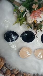 Áo dán ngực áo dán ngực cài trước mẫu mới mút thông hơi đệm bàn tay p45  - Đồ Lót Quỳnh Anh