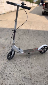สกู๊ตเตอร์ขาไถ พับพกพาได้ รุ่นขนาด102cm. เล่นได้ทั้งเด็กและผู้ใหญ่ แฮนด์สามารถปรับได้3ระดับ สกุ๊ตเตอร์ สกู๊ตเตอร์แนะนำ Scooter